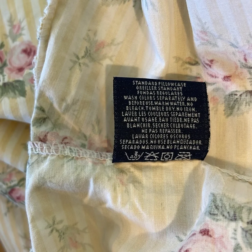 Ralph Lauren - pillowcase Sophie Pattern Pink Roses Yellow Stripe 18”x30”